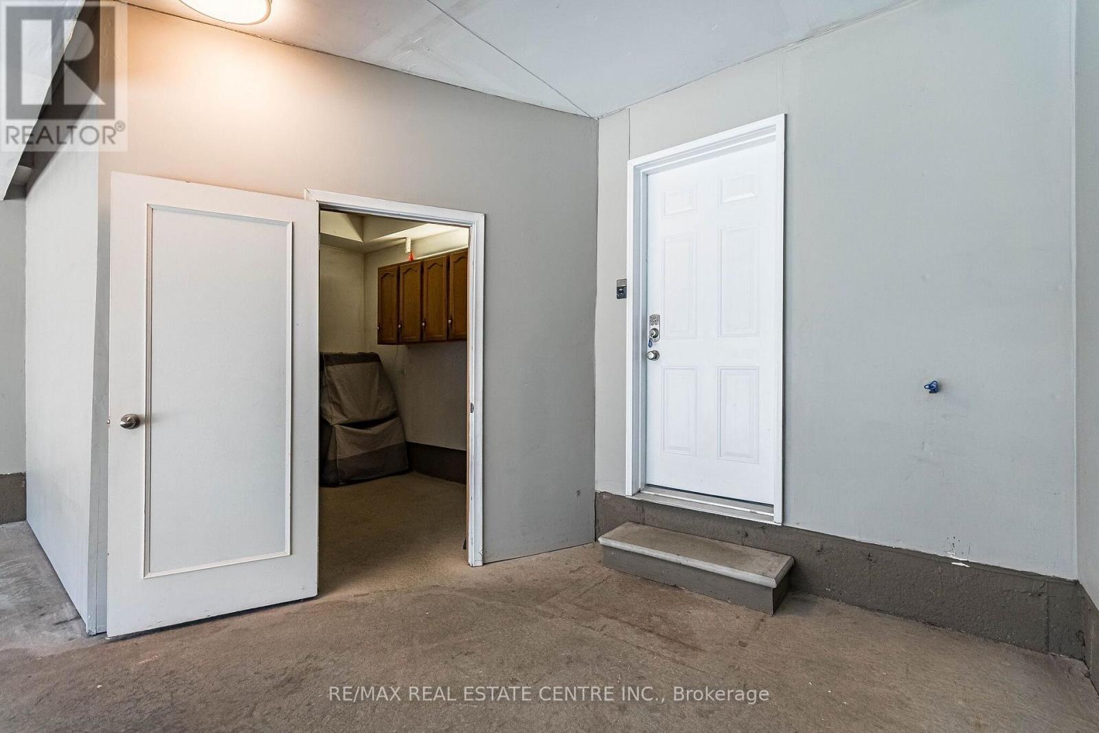 3141 WALKERS LINE - Image 47