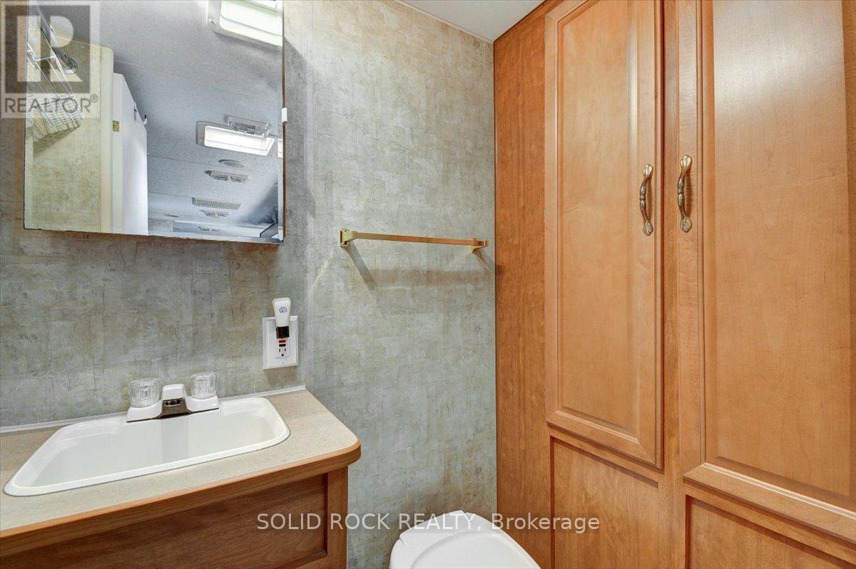 60 PUFF BALL INN ROAD - 31