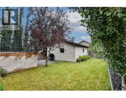178 Silkstone Road W - photo 2