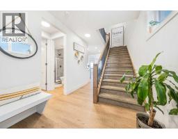 92 Walcrest View SE - photo 4