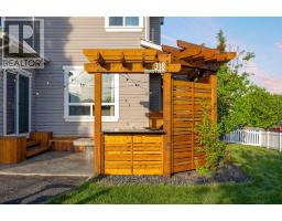 Pantry - 318 Coopers Drive Sw, Airdrie, AB T4B0L8 Photo 7