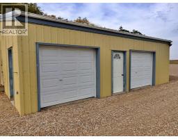 Family room - 45070 514 Township, Rural Vermilion River, County Of, AB T0B2J0 Photo 12