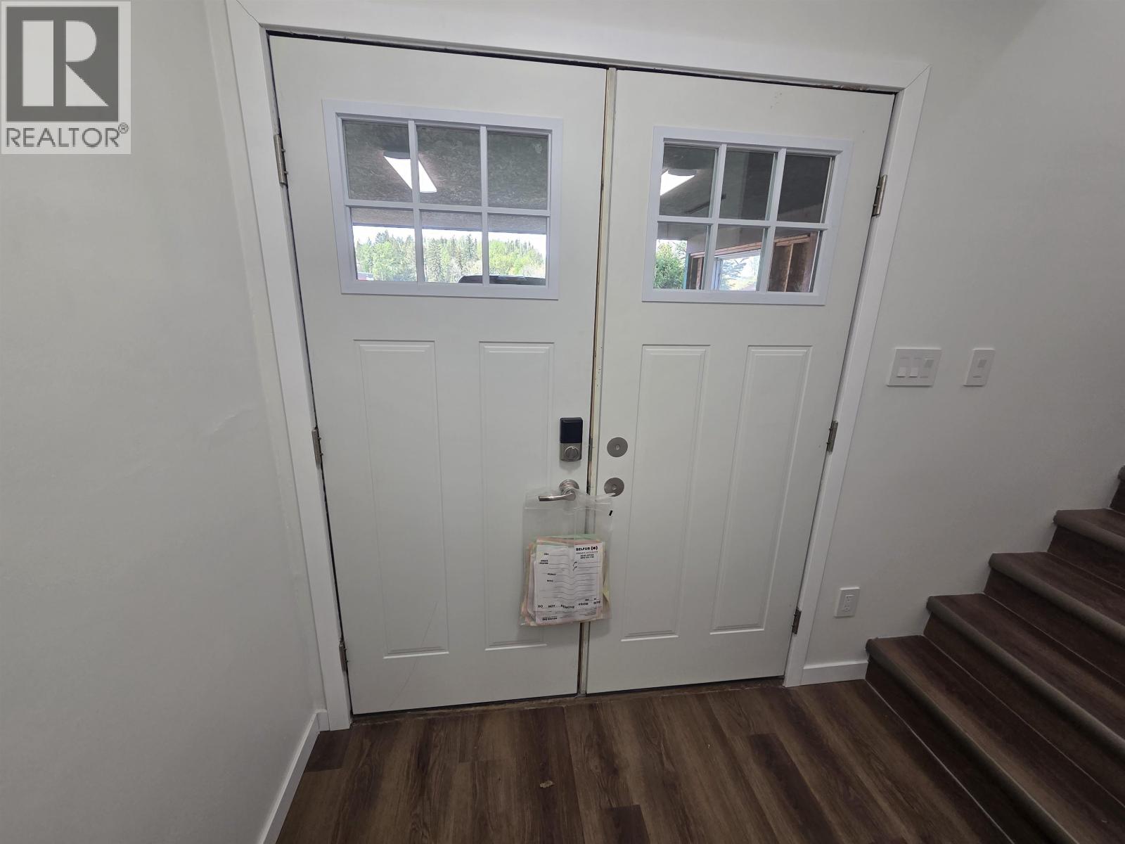 2402 VICTORIA STREET - Image 14