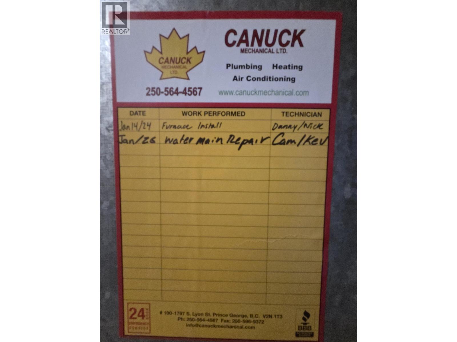 2402 VICTORIA STREET - 33