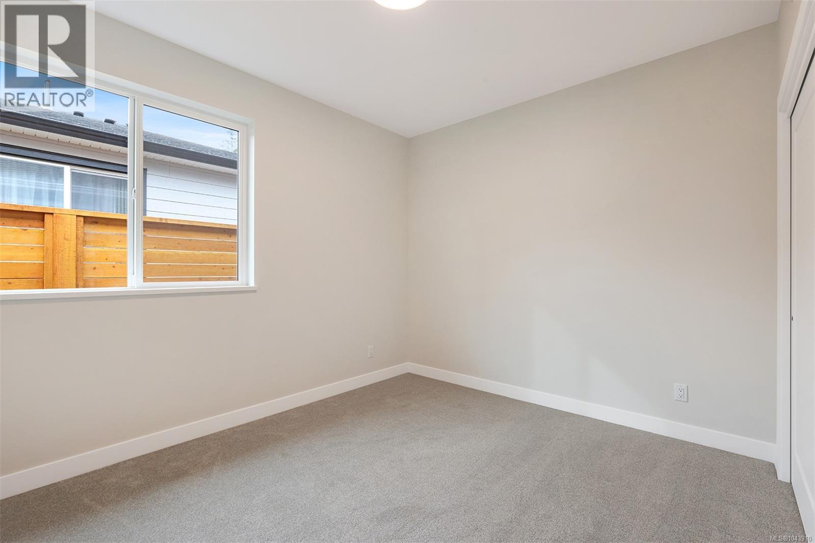 #2 1505 Croation Rd - Image 12