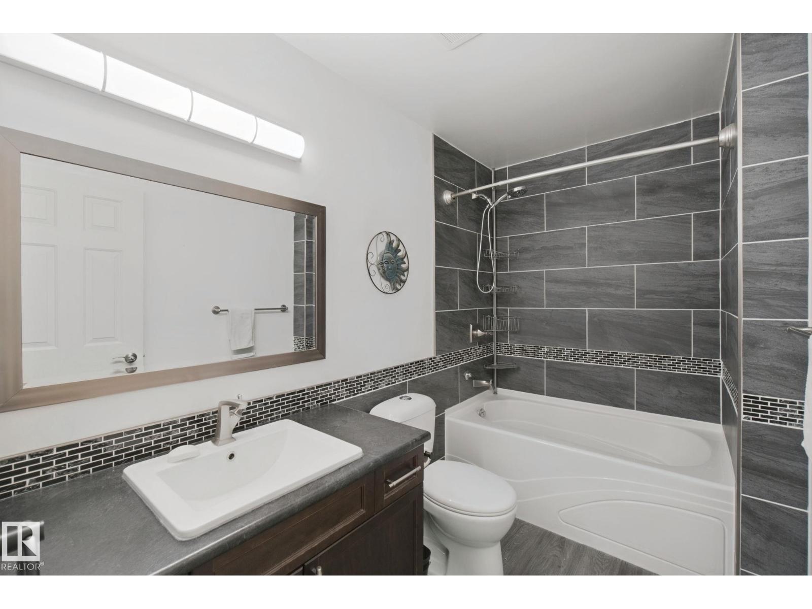 14812 43 AV NW - 17