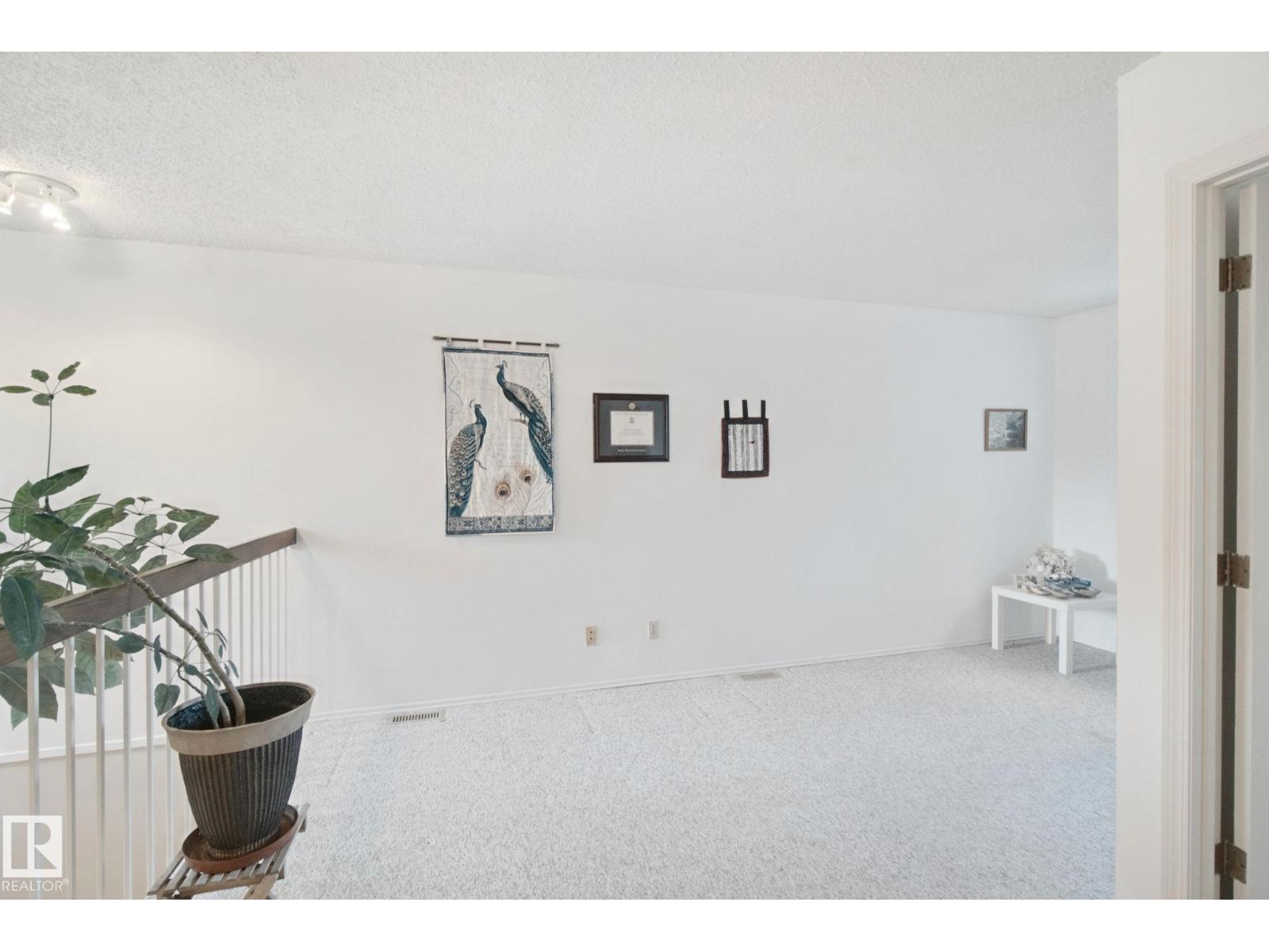 14812 43 AV NW - Image 21