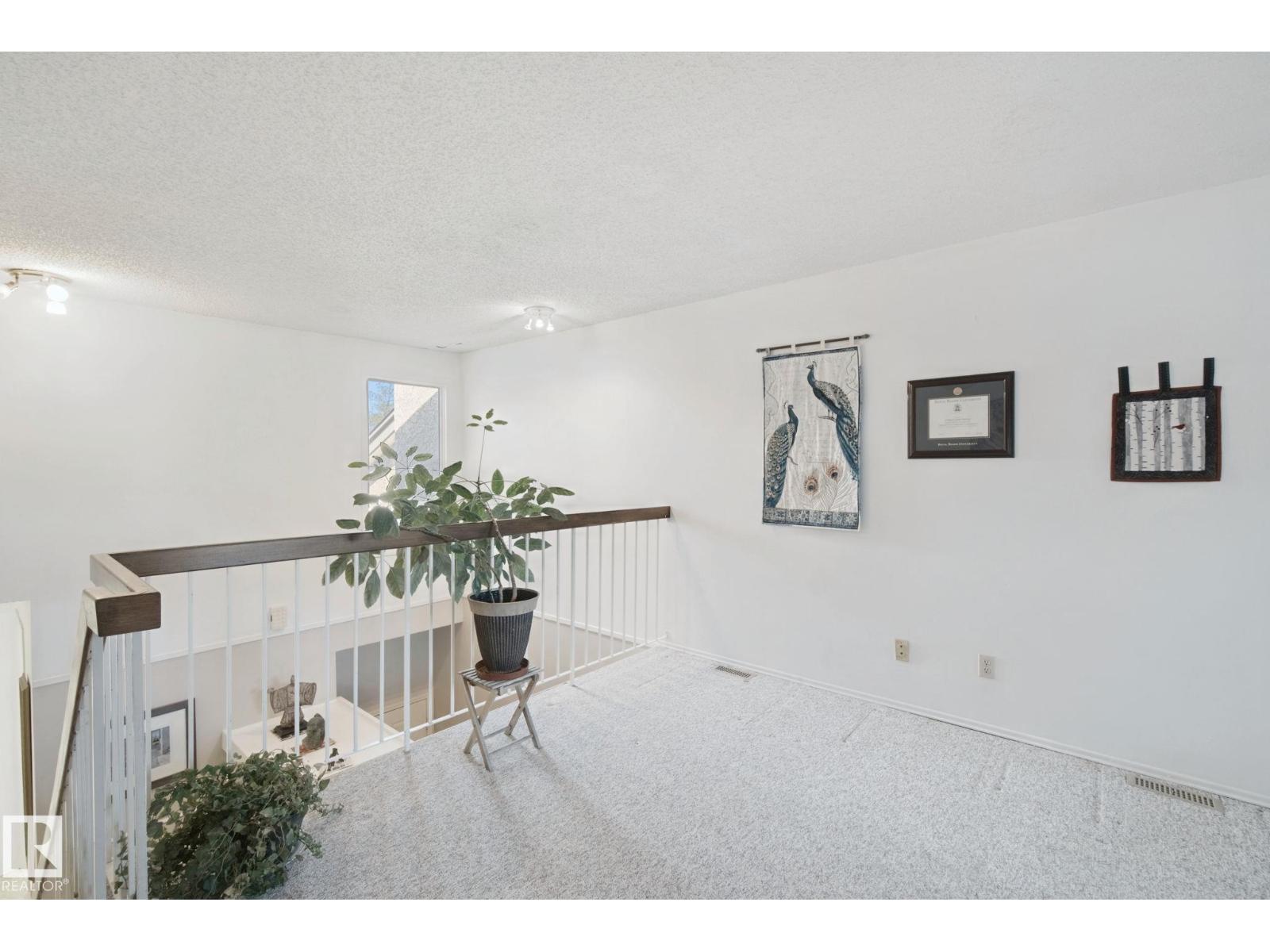 14812 43 AV NW - 22