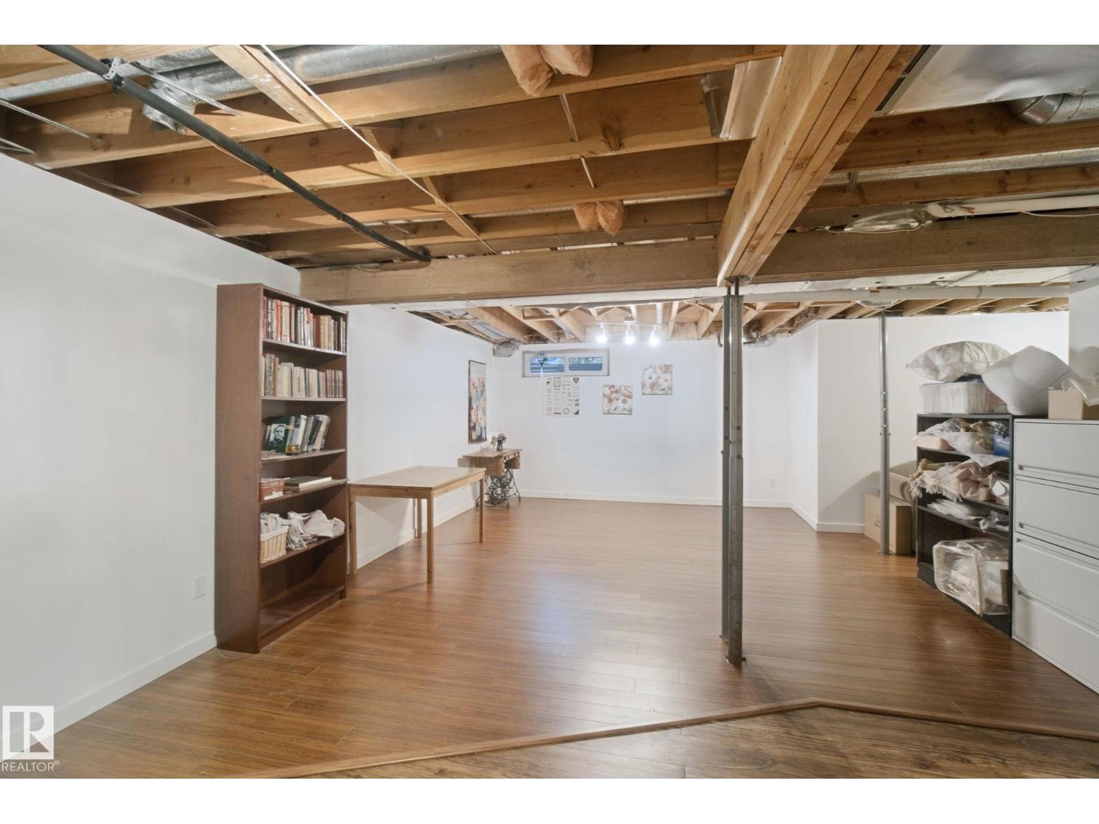 14812 43 AV NW - 32