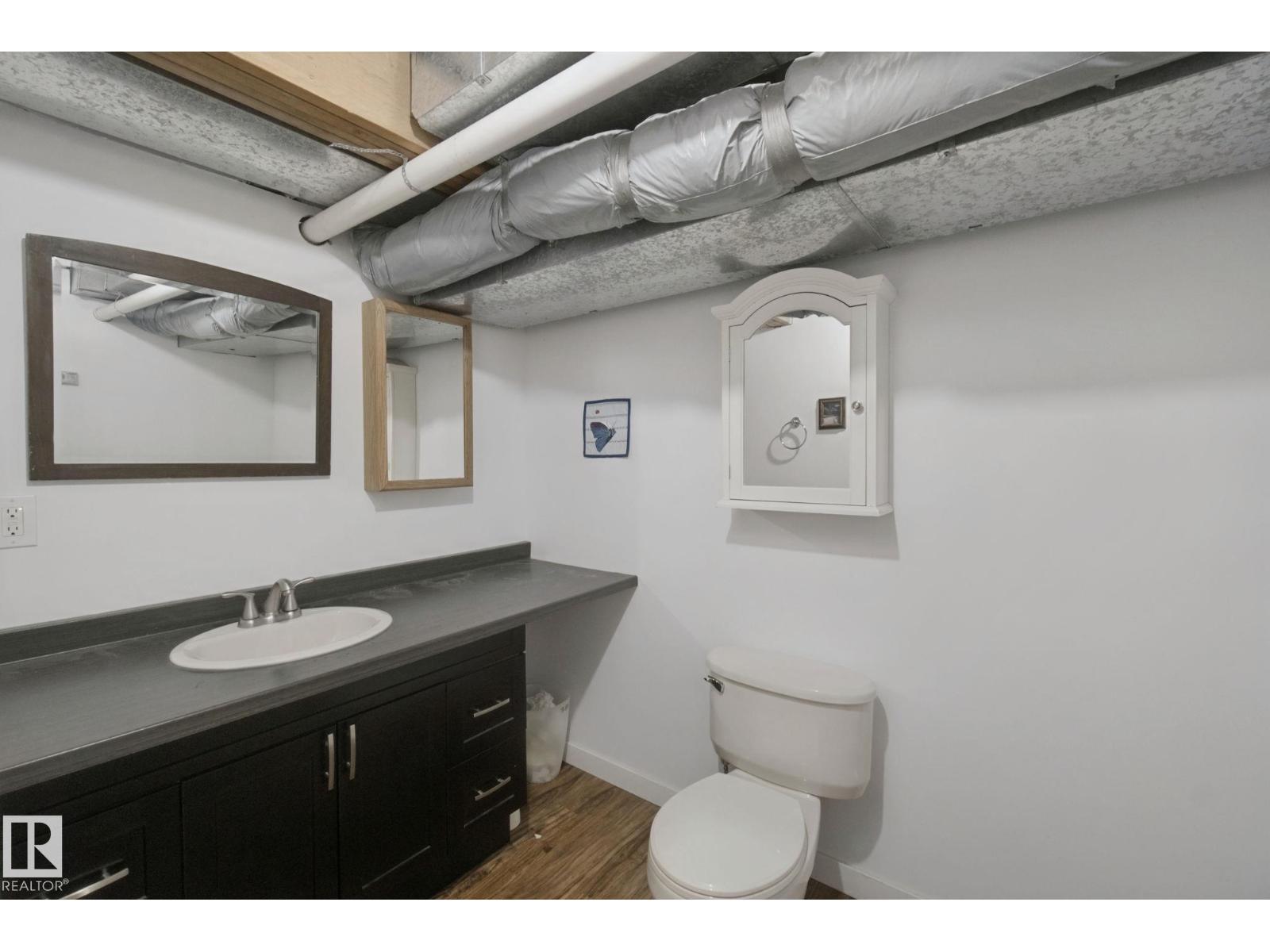 14812 43 AV NW - Image 36