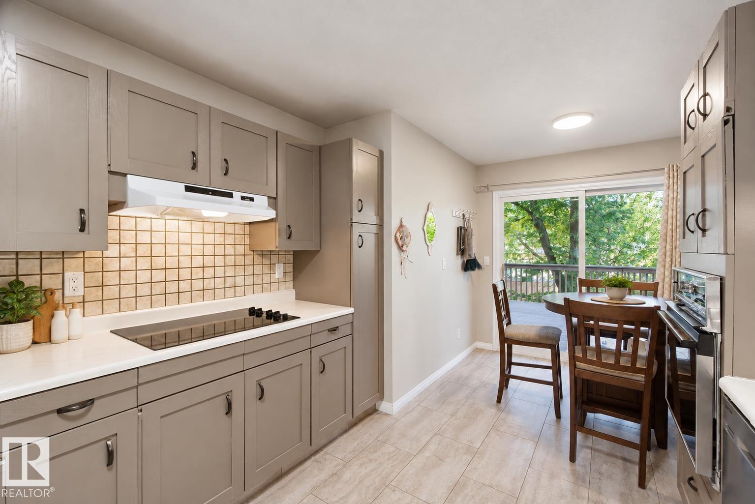 14812 43 AV NW - 9