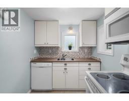 239 24 Avenue Ne, Calgary, AB T2E1W9 Photo 32