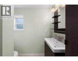 239 24 Avenue Ne, Calgary, AB T2E1W9 Photo 36