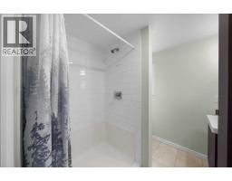239 24 Avenue Ne, Calgary, AB T2E1W9 Photo 38
