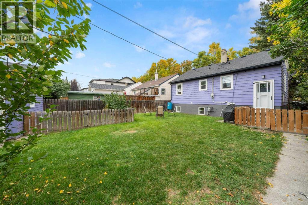 239 24 Avenue NE - photo 44