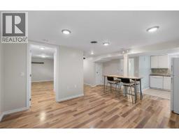 239 24 Avenue Ne, Calgary, AB T2E1W9 Photo 33
