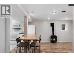 239 24 Avenue Ne, Calgary, AB T2E1W9 Photo 35