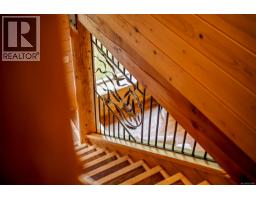 652 Fox Rd, Quadra Island, BC V0P1N0 Photo 20