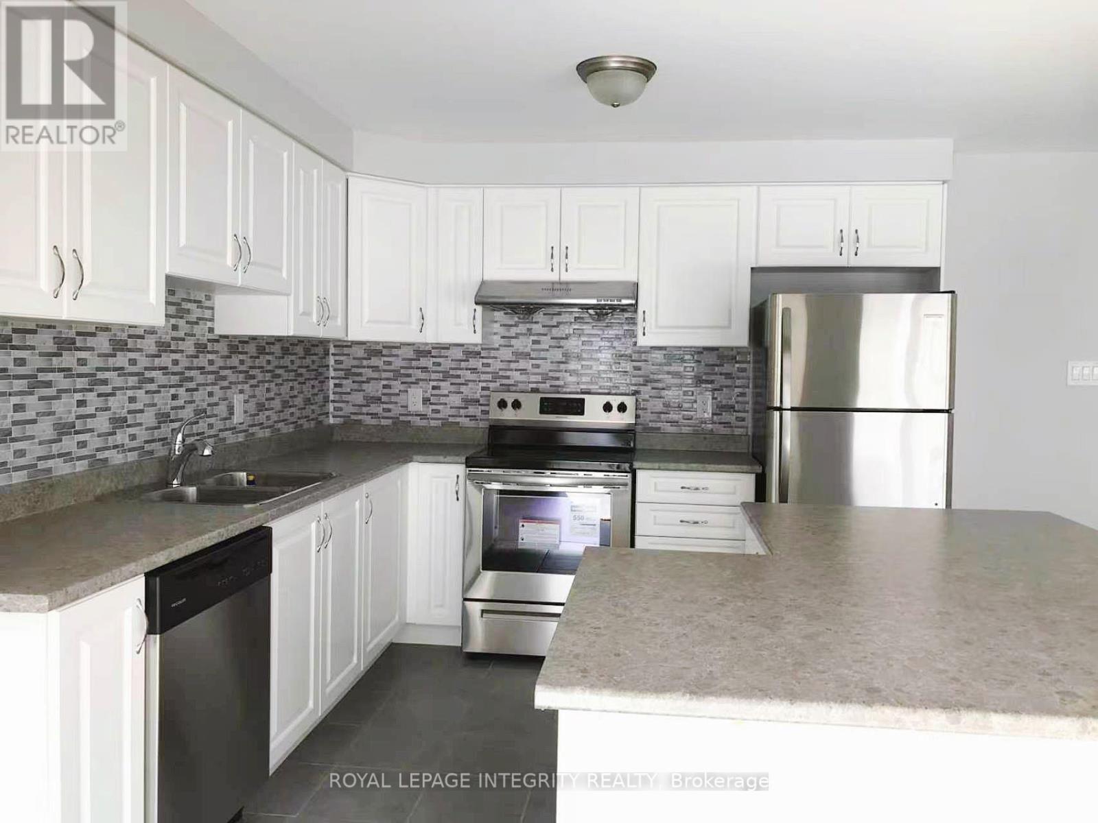 705 LOGPERCH CIRCLE, Ottawa — photo 8