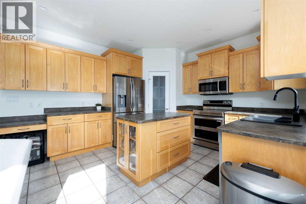 101 Red Lily Gate - 11