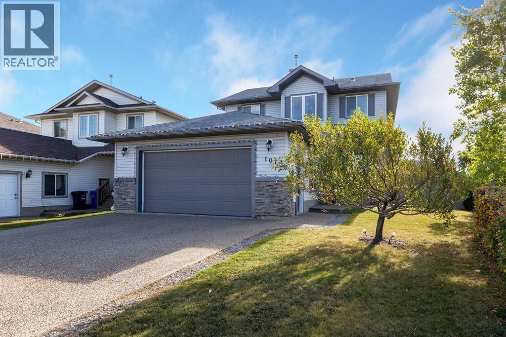 101 Red Lily Gate - 2