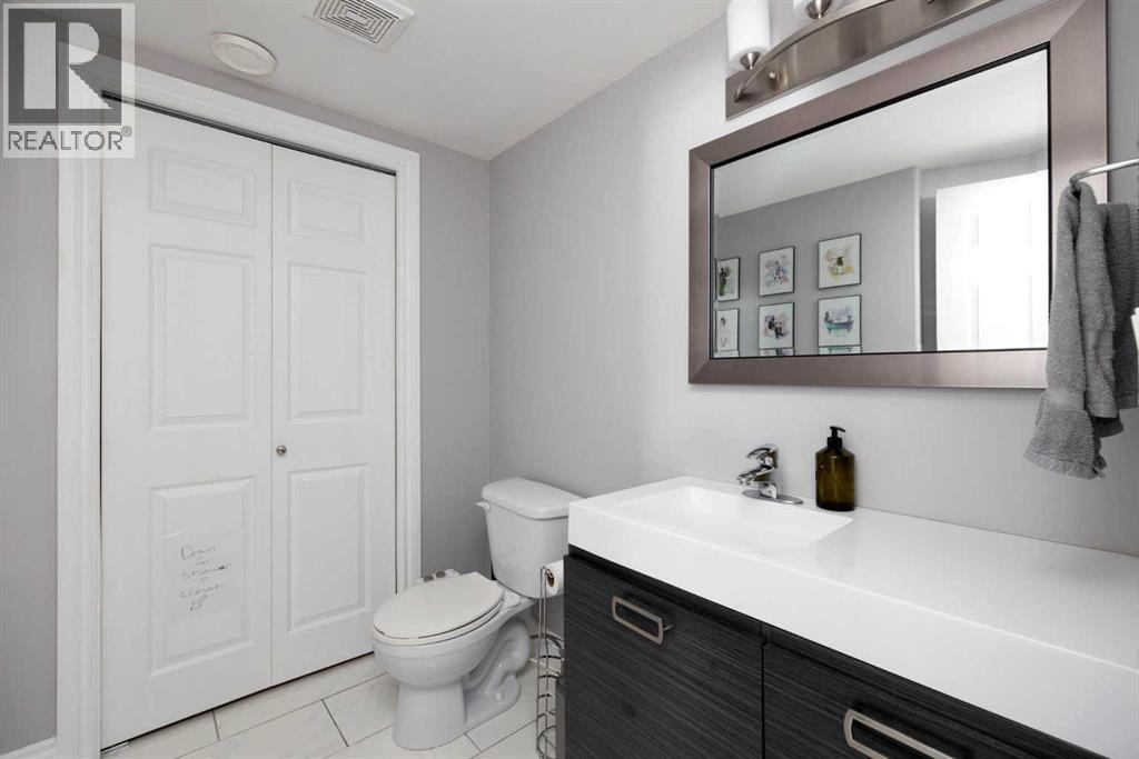101 Red Lily Gate - Image 27