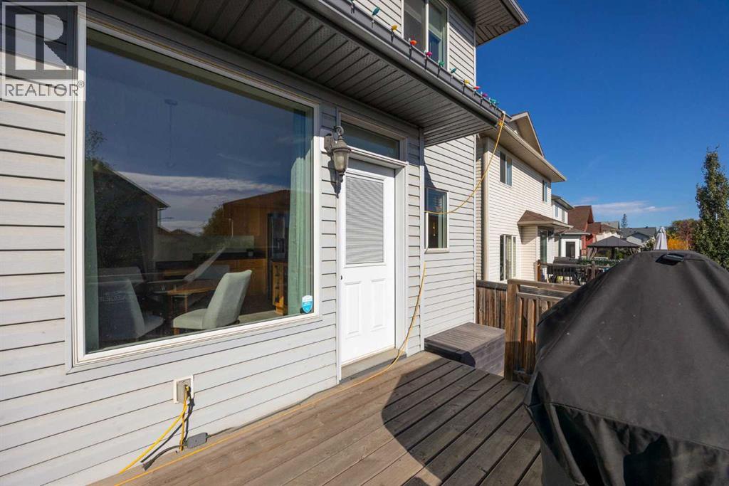 101 Red Lily Gate - Image 34