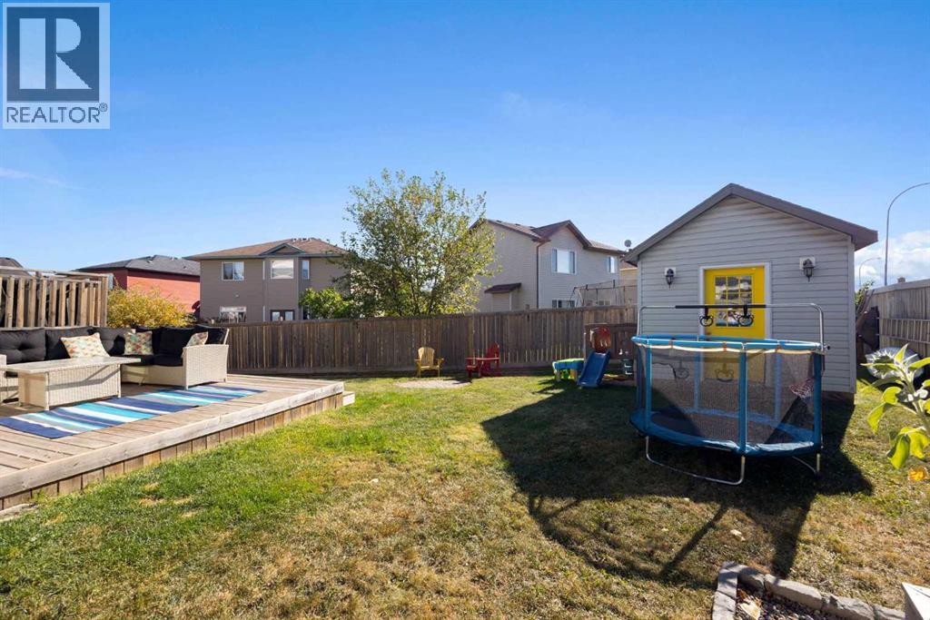 101 Red Lily Gate - 36