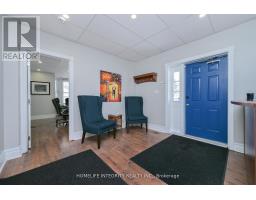 25 Berczy Street, Barrie, ON L4M3P6 Photo 8