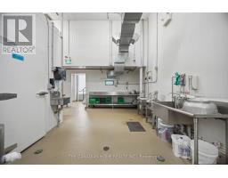 5, 6 & 7 - 7875 Tranmere Drive, Mississauga, ON L5S1T8 Photo 30