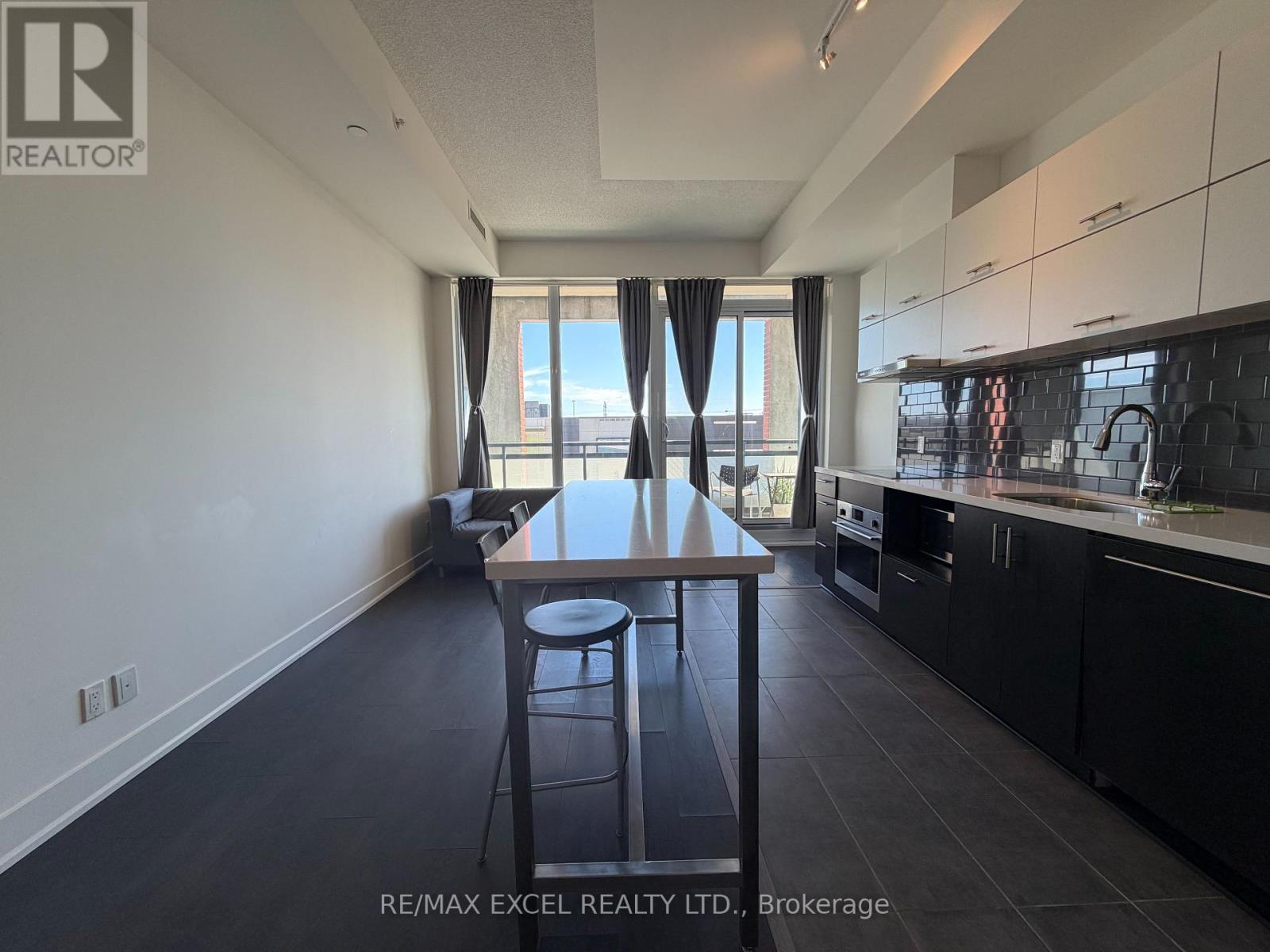 512 - 180 ENTERPRISE BOULEVARD, Markham (Unionville) — photo 4
