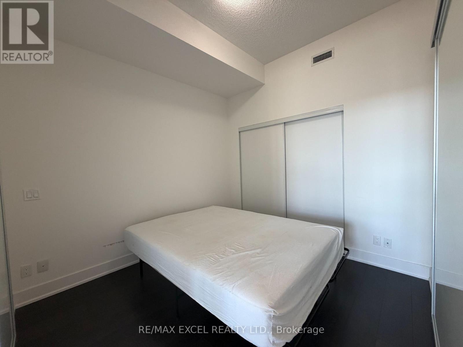 512 - 180 ENTERPRISE BOULEVARD, Markham (Unionville) — photo 7