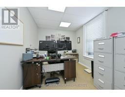 25 Berczy Street, Barrie, ON L4M3P6 Photo 16