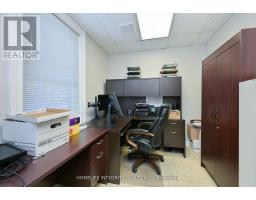 25 Berczy Street, Barrie, ON L4M3P6 Photo 32
