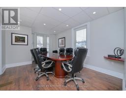 25 Berczy Street, Barrie, ON L4M3P6 Photo 10
