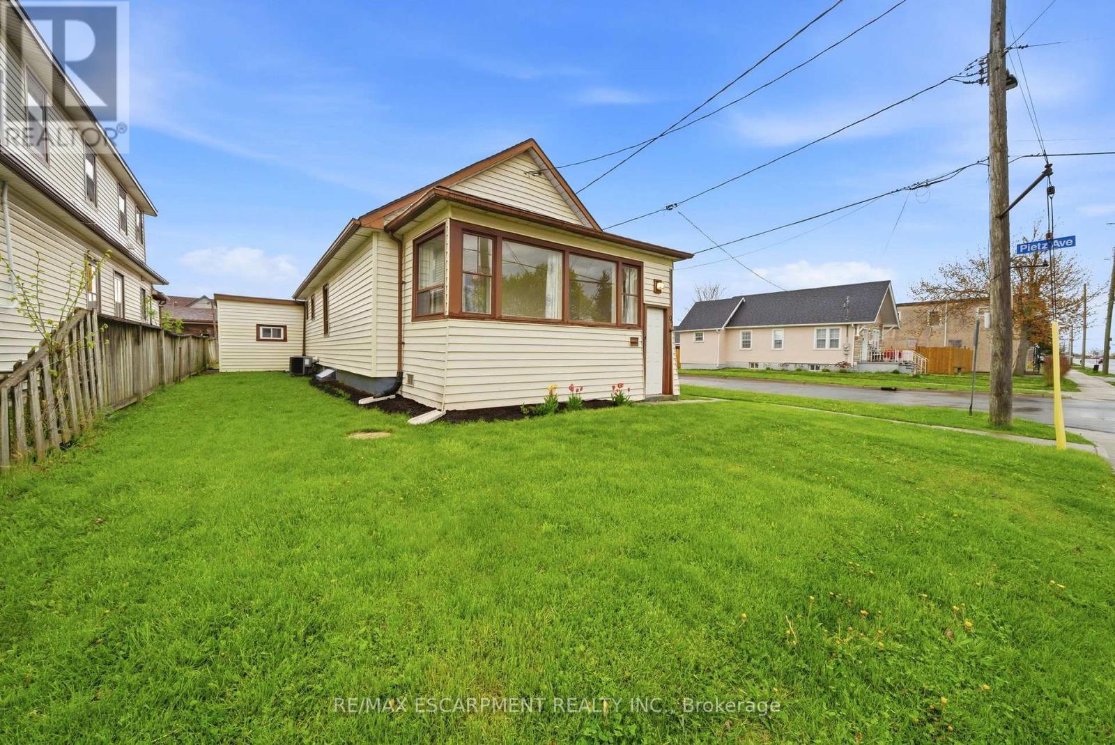 107 BROADWAY STREET - Image 35