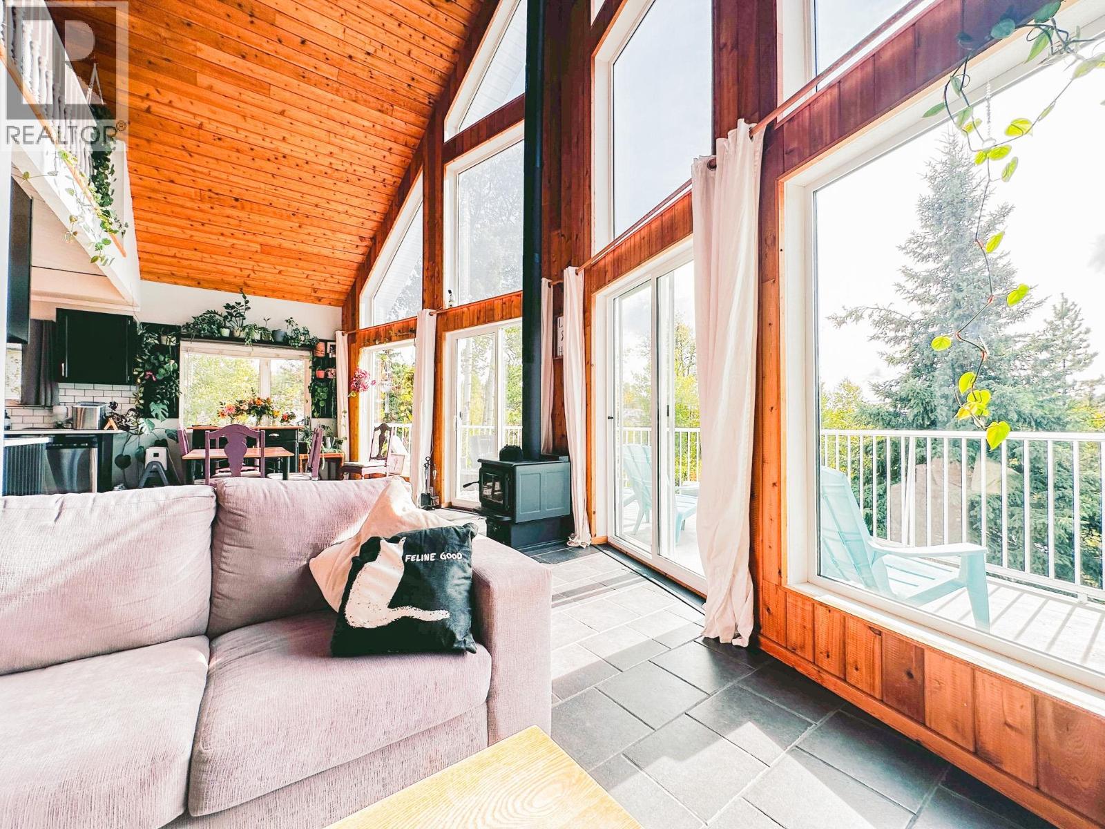 298 3RD Avenue, Burns Lake