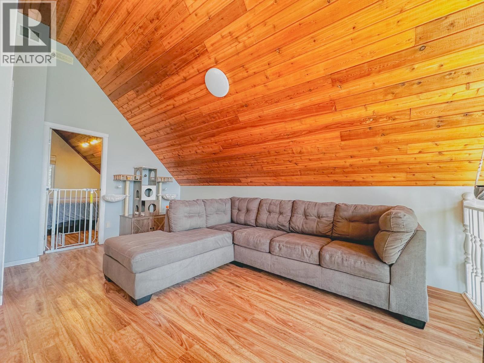 298 3RD Avenue, Burns Lake