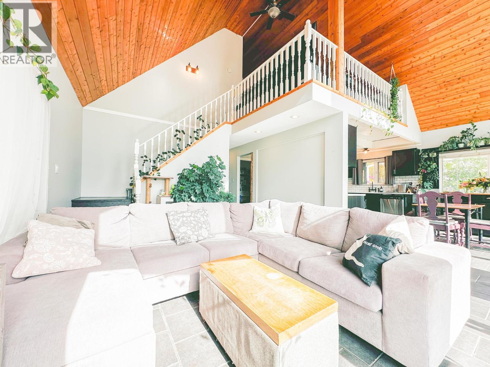 298 3RD Avenue, Burns Lake