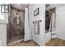 723 75 Avenue SW - photo 16
