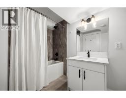 723 75 Avenue SW - photo 28
