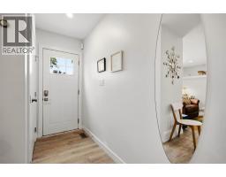 723 75 Avenue SW - photo 9