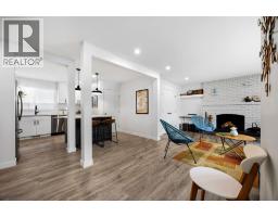 723 75 Avenue SW - photo 11