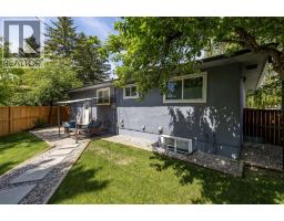 723 75 Avenue SW - photo 31
