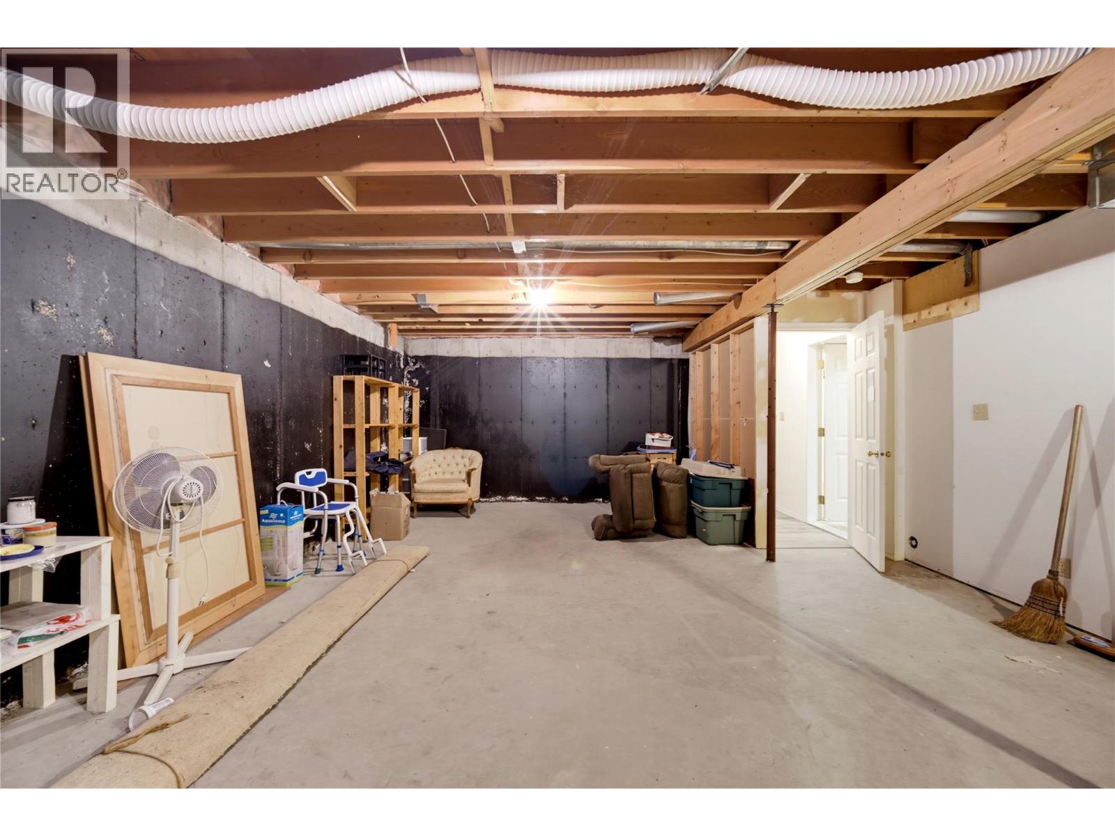 370 10 Avenue SE - 33