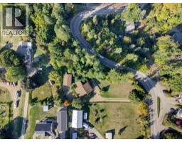 370 10 Avenue Se, Salmon Arm, BC V1E2C3 Photo 46