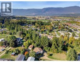370 10 Avenue Se, Salmon Arm, BC V1E2C3 Photo 48