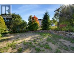 370 10 Avenue Se, Salmon Arm, BC V1E2C3 Photo 56