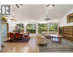 Kitchen - 370 10 Avenue Se, Salmon Arm, BC V1E2C3 Photo 15
