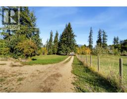370 10 Avenue Se, Salmon Arm, BC V1E2C3 Photo 76